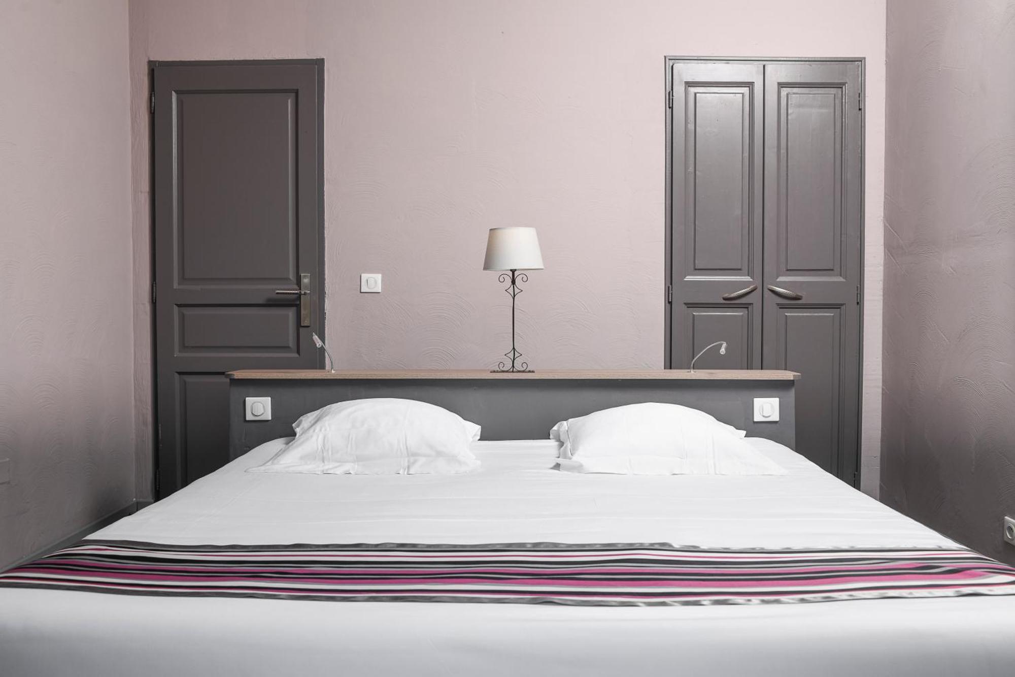 Domaine Du Val De 4*