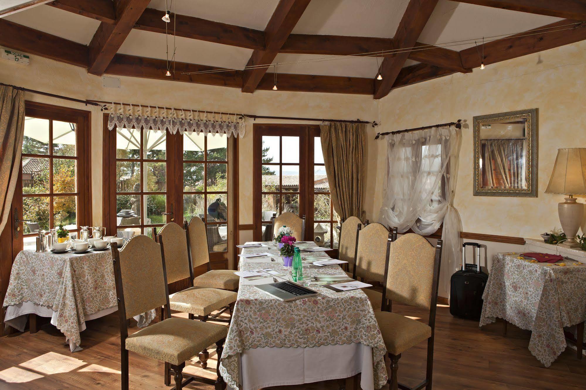 Hotel Domaine Du Val De Sault-de-Vaucluse